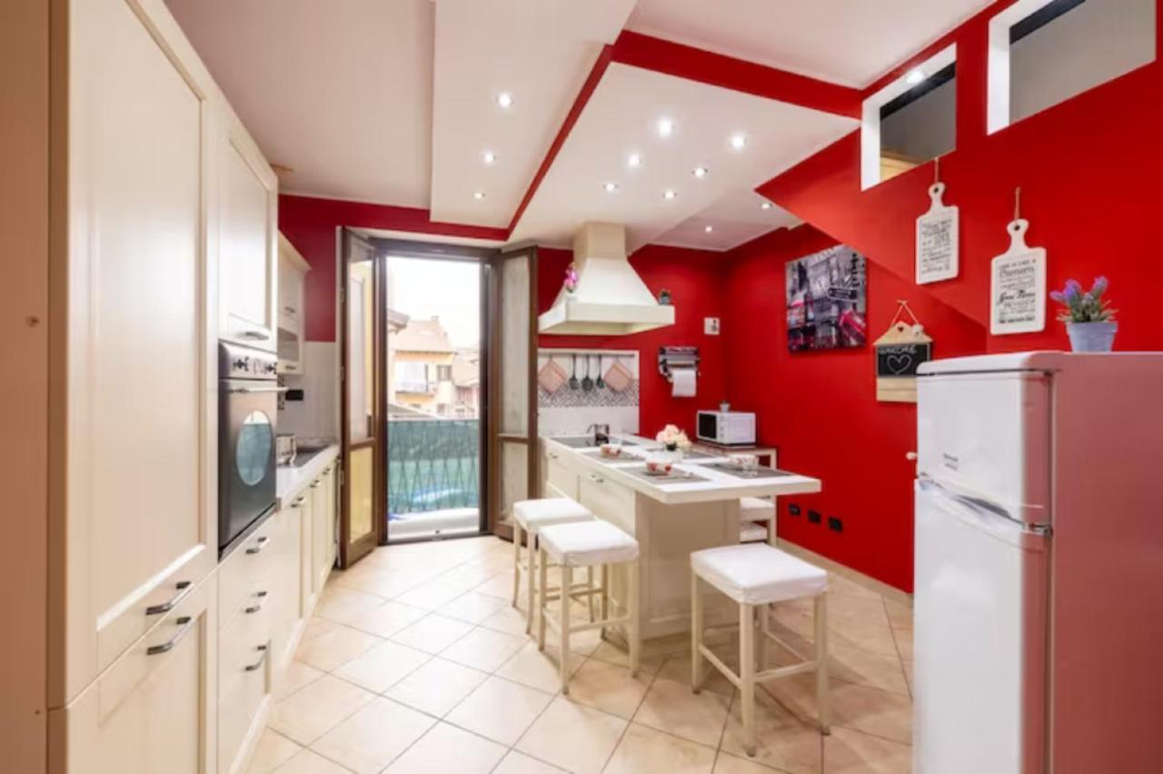 Leonardo Academy In 5' - Parcheggio Gratis - Laghi & Wi-Fi Apartment Sesto Calende Exterior photo